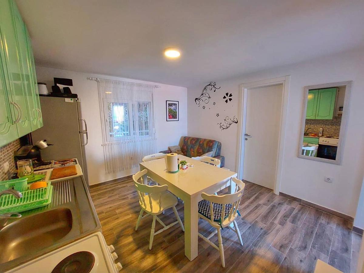 Apartments Marina Utjeha Dış mekan fotoğraf